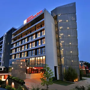 4* Ξενοδοχείο Hilton Garden North