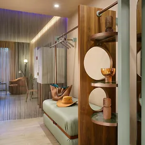 4* Ξενοδοχείο Milan Suite Hotel